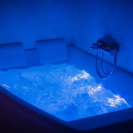 Jacuzzi D'europe, 40e Etage *