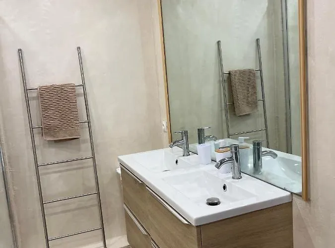 アパート Jacuzzi D'europe, 40e Etage ピュトー